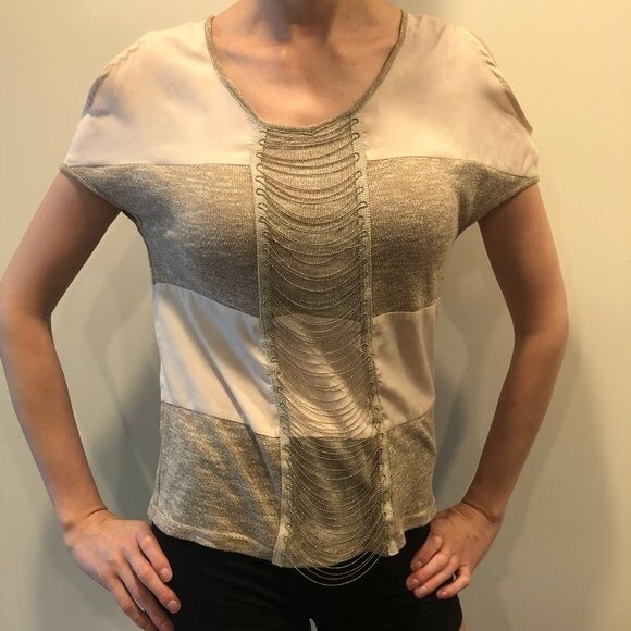 Miss Me Cold Shoulder Blouse Shirt Ball Chain Grunge Detail S SM Small Cream Tan - Picture 1 of 11